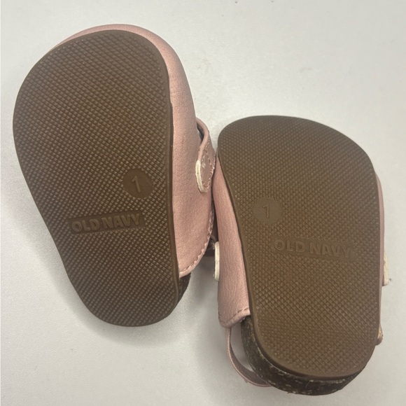 NWOT Old Navy Blush Pink Baby Shoes - Picture 4 of 4